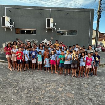 Geopende deuren door Oasis