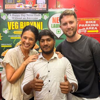 hoe rijk liefde kan zijn, wanneer er materieel zo weinig is.