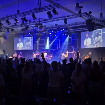 Maasbach Worship bij de stadskerk Groningen